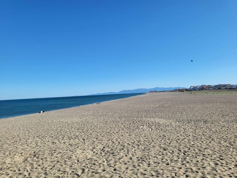 T2 Vue Mer Palm Beach Le Barcarès Exteriör bild